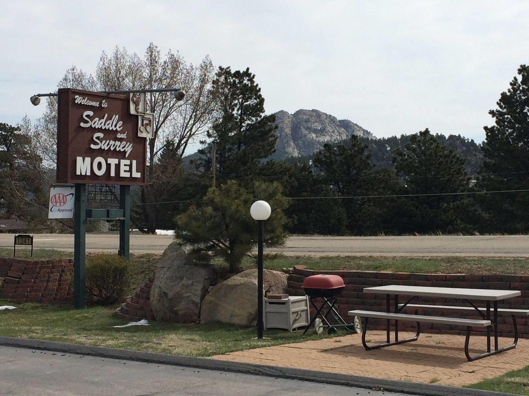 Saddle & Surrey Motel 埃斯蒂斯帕克 外观 照片